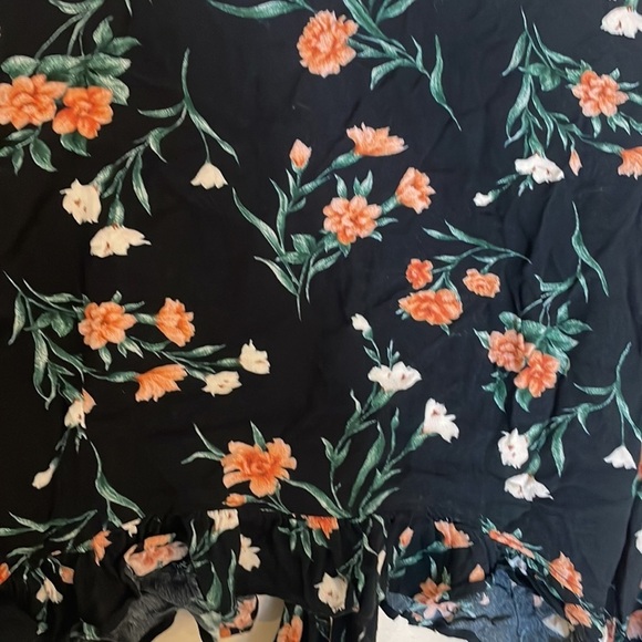 American‎ Eagle Floral Crop Tie Top - Picture 6 of 7